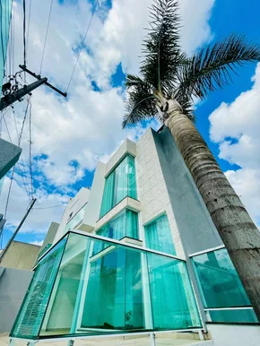 Sobrado Semimobiliado - Nova Rússia