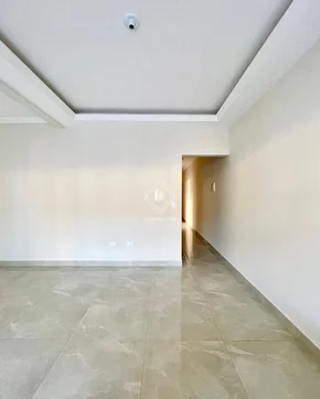 Casa De 3 Quartos No Cidade Jardim