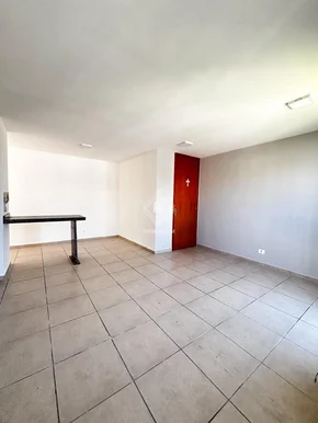 Apartamento Em Condomínio Clube No Bairro órfãs