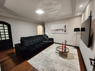 Casa Térrea Semimobiliada A Venda No Jardim América