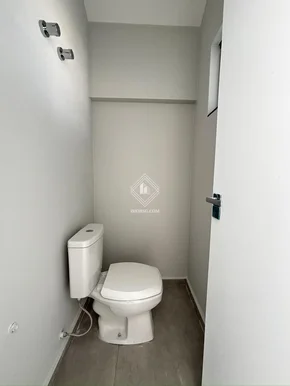 Sobrado A Venda Na Vila Marina Em Uvaranas