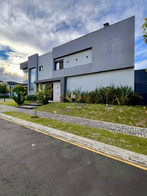 Casa - Condomínio Coliseu