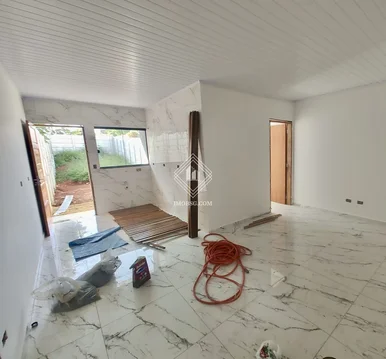 <strong>Casa com terreno no Jd Centenário</strong>