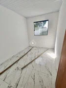 <strong>Casa com terreno no Jd Centenário</strong>