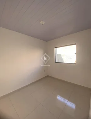 Casa Com Terreno No Terraliz