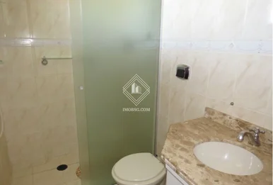 Apto No Edifício Lariju - São José