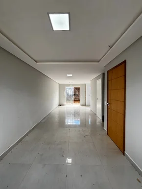 Sobrado Com 3 Quartos - Vila Marina