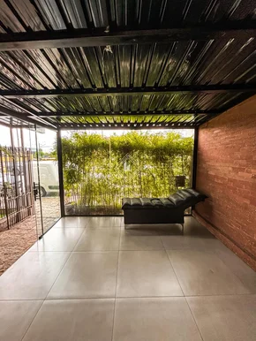 Sala Comercial - Nova Rússia