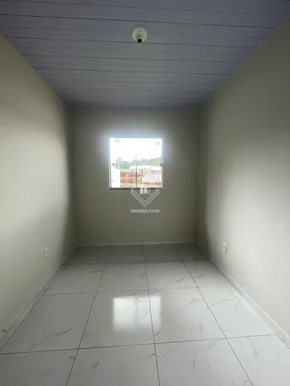 Casa Com 2 Quartos No Terraliz