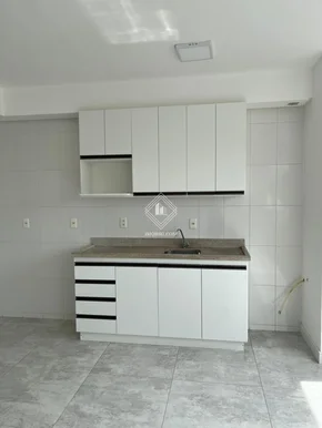 Apartamento No Edifício Tomazina