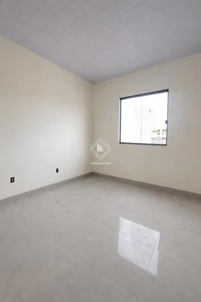 Casa Com Edícula No Terraliz