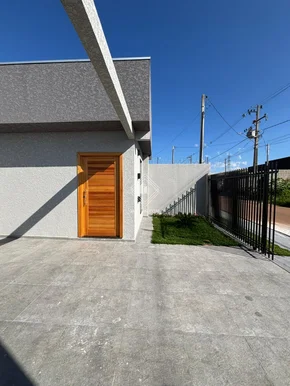 Residência De Esquina No Bairro Le Parc