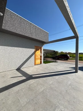 Residência De Esquina No Bairro Le Parc