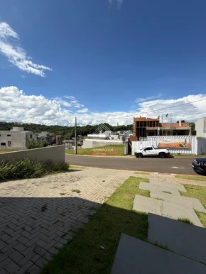 Sobrado De Alto Padrão No Condomínio Vale Dos Vinhedos