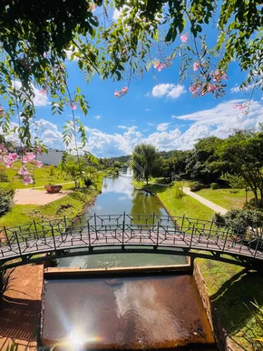 <strong>Terreno no Condomínio Vale dos Vinhedos - Aceita Permuta</strong>