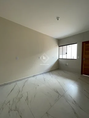 Casa Com Terreno No Terraliz