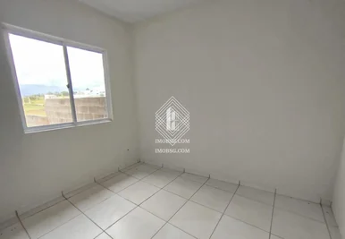 Casa à Venda - Região Nova Ponta Grossa