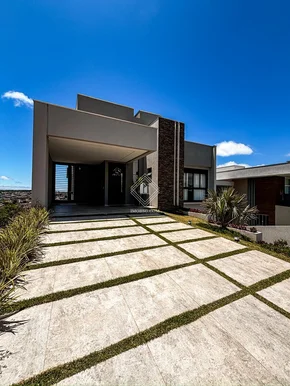 <strong>Casa alto padrão - Residencial Fontana Di Trevi</strong>