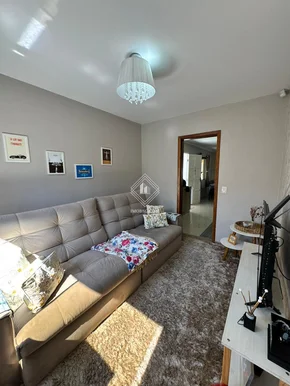 Casa Semimobiliada A Venda Com Edícula