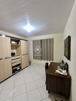 Casa De Fundos Na Vila Isabel