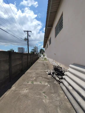 Barracão Comercial Ao Lado Da Av. Anita Garibaldi