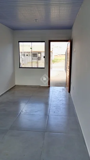 Casa Com Passagem Lateral No Pq Das Palmeiras