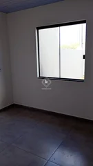 <strong>Casa com passagem lateral no Pq das Palmeiras</strong>