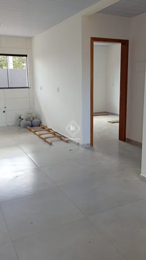 Casa Com Passagem Lateral No Pq Das Palmeiras