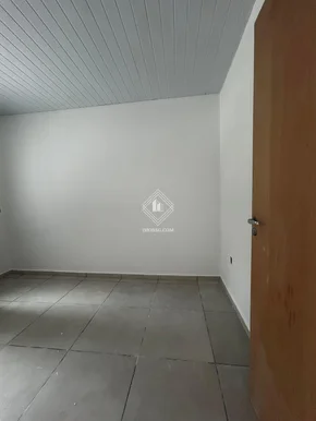 Casa Com 2 Quartos E Terreno No Taroba
