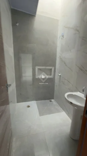 Casa Com Edícula No Terraliz