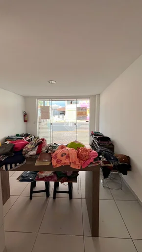 <strong>Sala Comercial - Neves</strong>