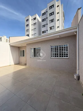 <strong>Casa - Órfãs</strong>