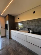 <strong>Prédio comercial e residencial no Parque Auto Estrada</strong>