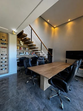 <strong>Prédio comercial e residencial no Parque Auto Estrada</strong>