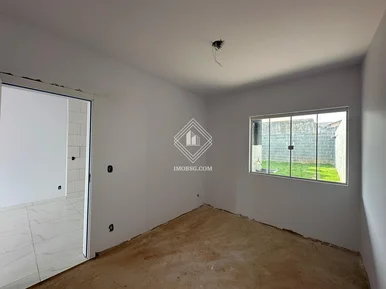 Casa Em Uvaranas (próx Ao Colégio Borel)