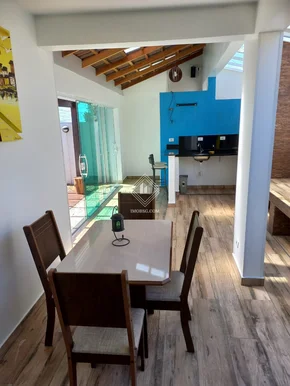 Casa - Colonia Dona Luiza