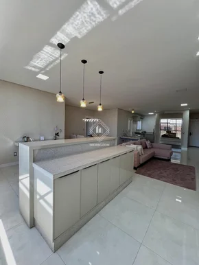 Apartamento - Jardim Carvalho