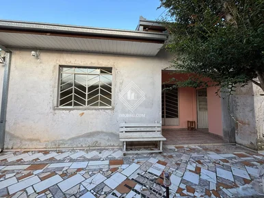 <strong>Casa - Órfãs</strong>