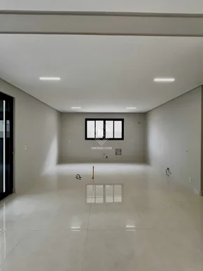Sobrado - Condomínio Club La Défense