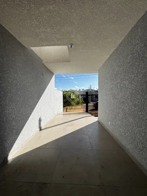 Casa Com 3 Quartos E Terreno No Terraliz