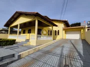<strong>Casa - Uvaranas</strong>