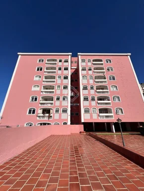 <strong>Apartamento - Edifício Dona Leocácia</strong>