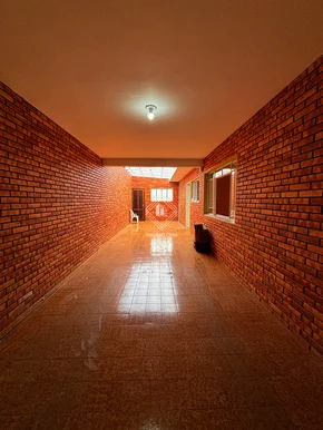 Casa Comercial Próximo Ao Clube Guarani - Vila Estrela