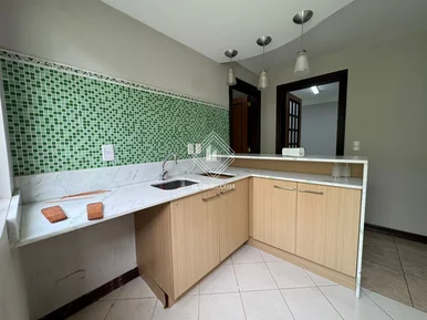 Casa Comercial - Em Frente Ao Fórum - Bairro Oficinas