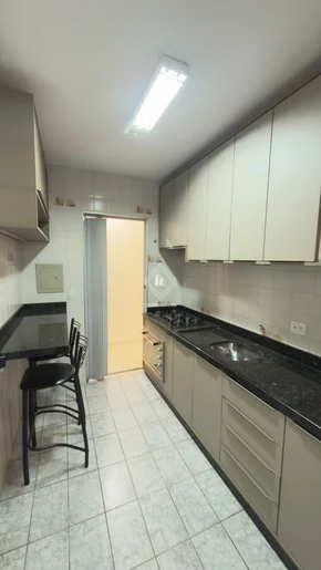 Apartamento - Condomínio Tibagi