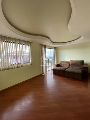 Sobrado Triplex - Contorno