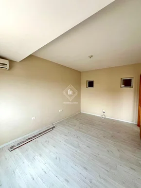Sobrado Esquina - órfãs