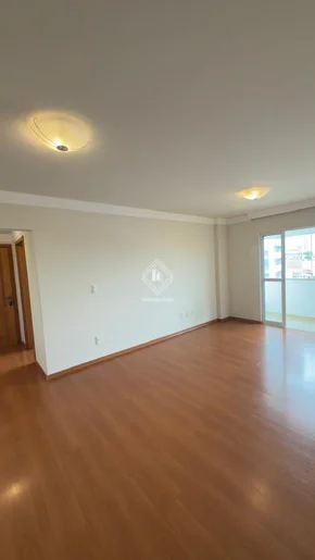 Apartamento Ed La Piazza - Vila Estrela