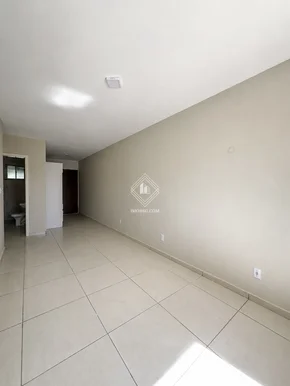 Casa Com Terreno No Jardim Veneza