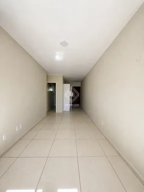 Casa Com Terreno No Jardim Veneza